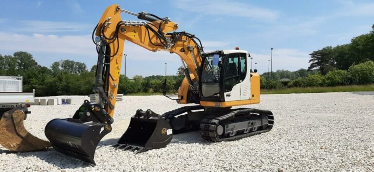 tracto-pelle travaux publics saint aignant